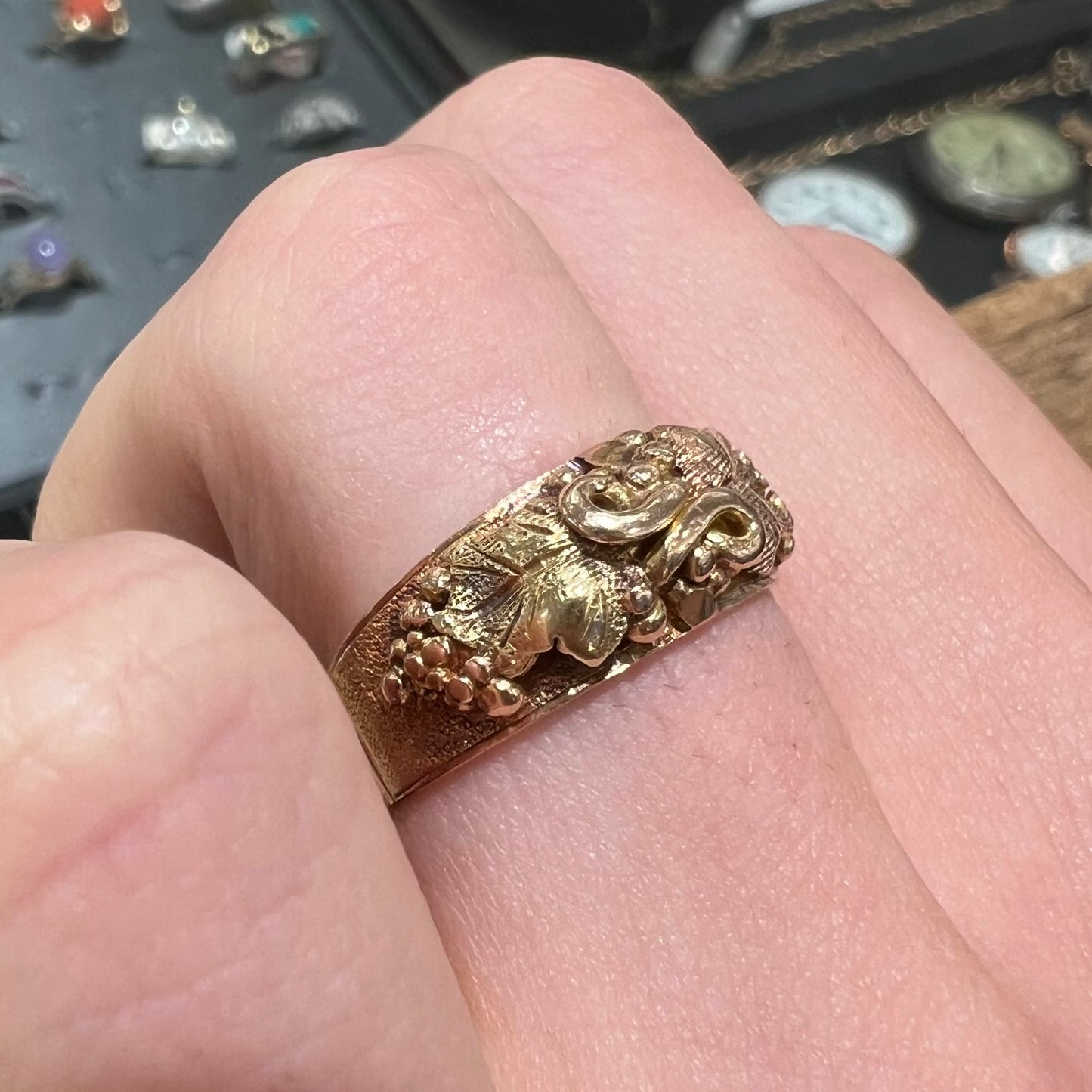 A ladies' two-tone Black Hills gold ring featuring the motif of leaves. The inside of the ring is stamped "16K" and "BARCLAY".