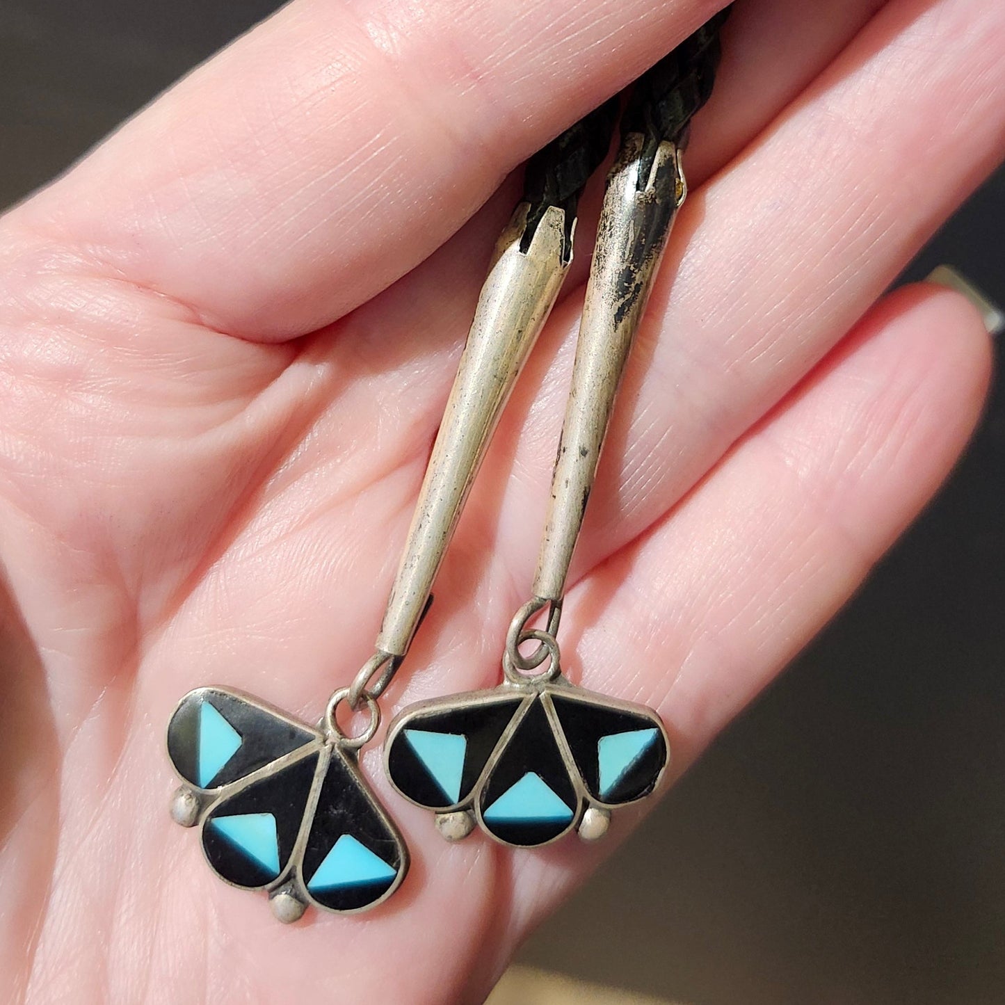 Zuni | Artist Benjamin and Shirley (Shirly) Tzuni | Turquoise and Jet Sunface Inlay Bolo Tie | Sterling Silver