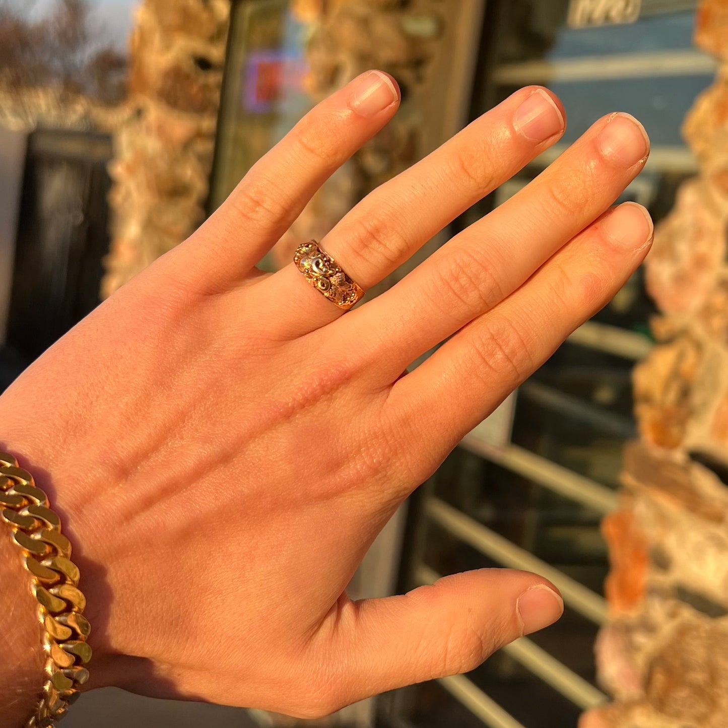 "Barclay Butera" 16kt Black Hills Gold Ring | Estate