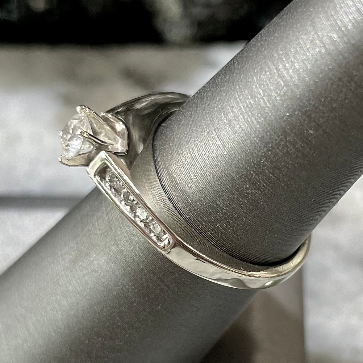 Diamond Engagement Ring | 0.33ct SI1 H | 14kt