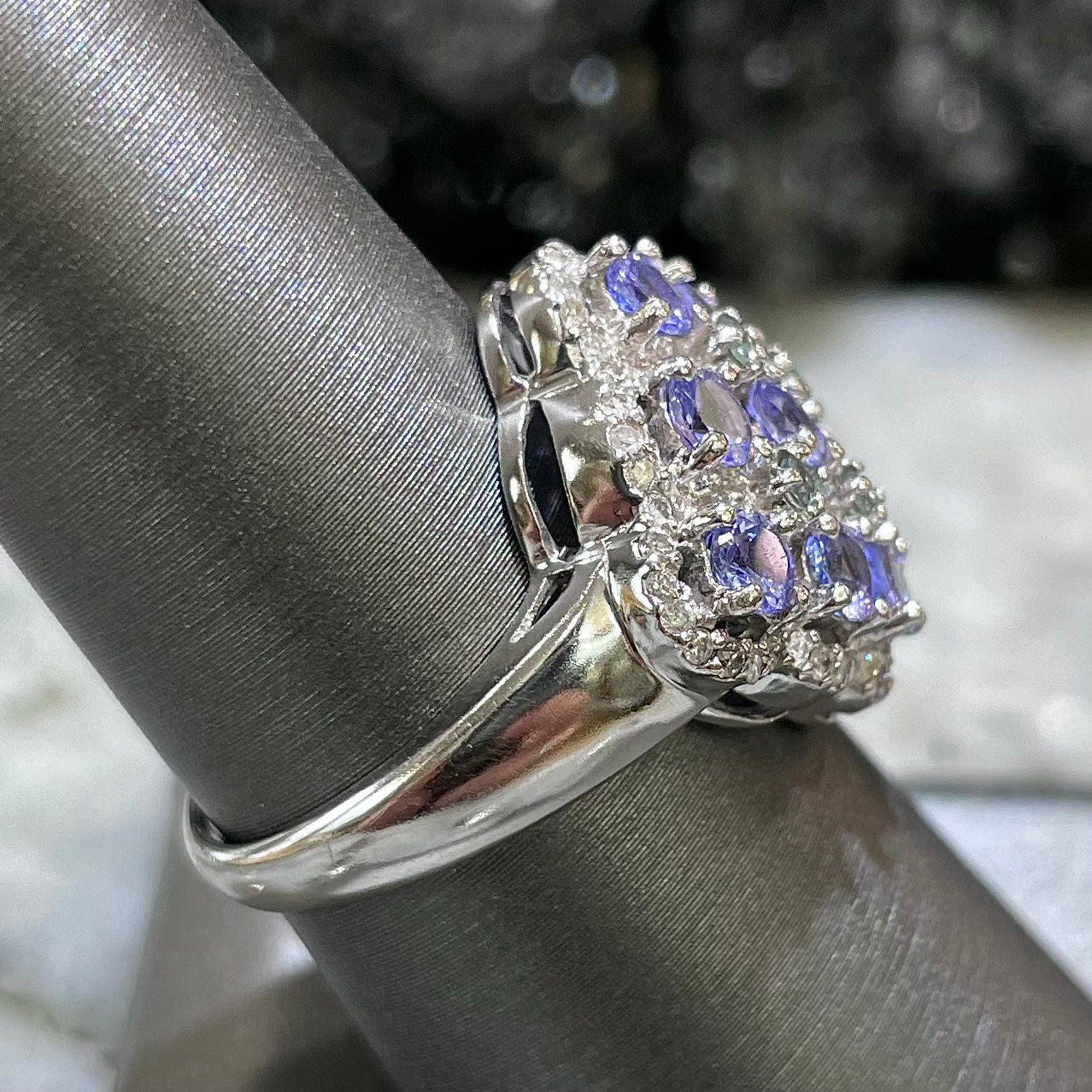 Tanzanite, Alexandrite, & Diamond Ring | 14kt