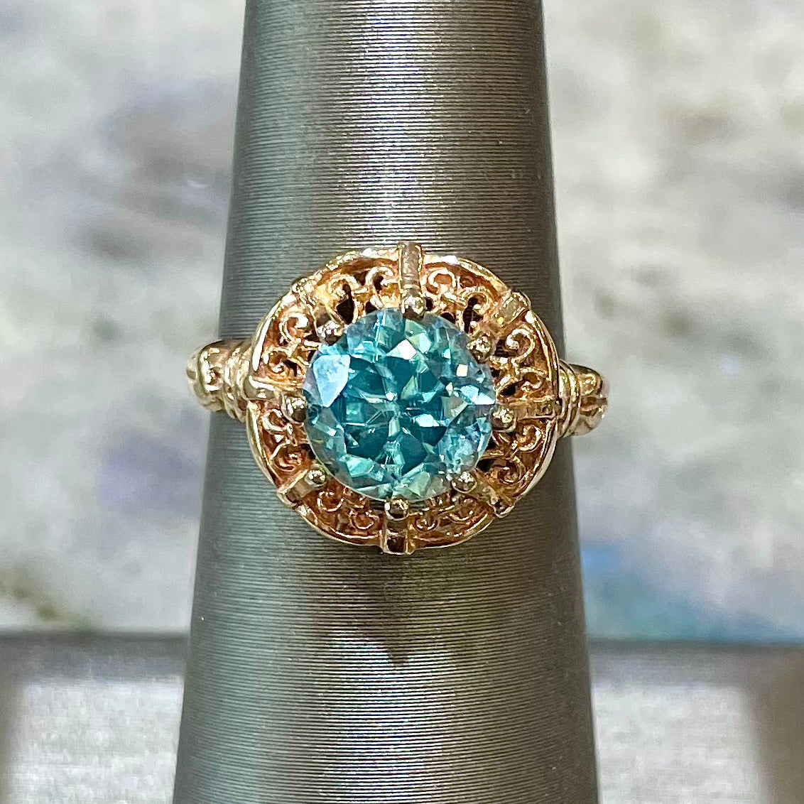 Blue Zircon Ring | 14kt