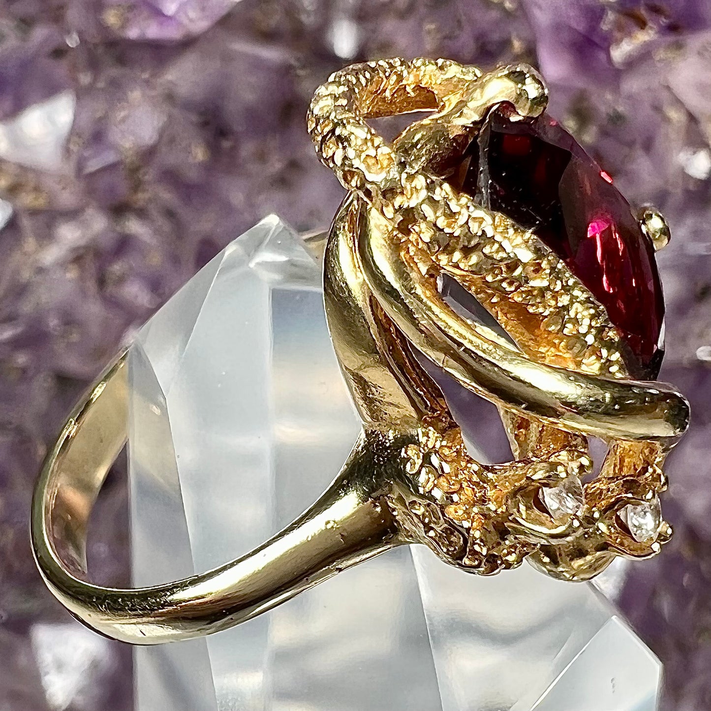 Rhodolite Garnet & Diamond Ring | 14kt