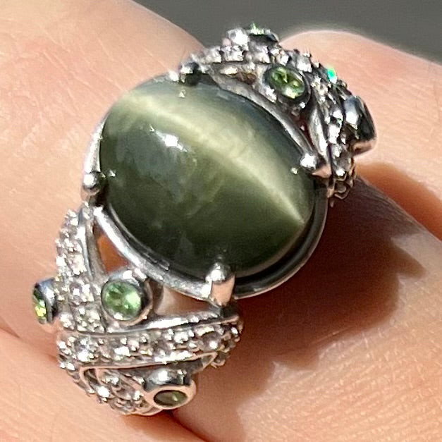 Cat's Eye Jade and Garnet Ring | Sterling Silver