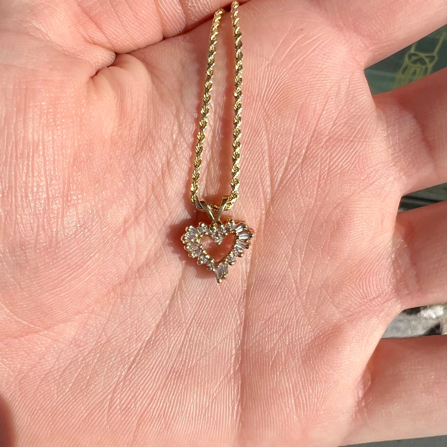 Diamond Heart Pendant | 14kt