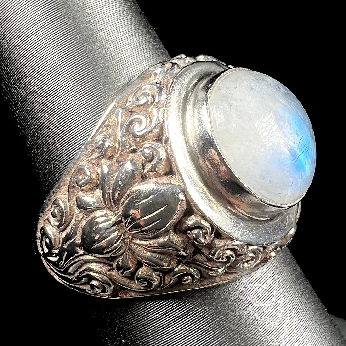 Unisex Moonstone Scroll Ring | Sterling Silver | Estate