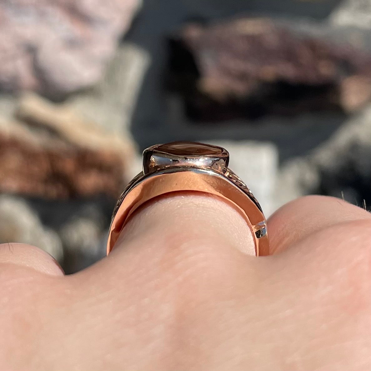 Metallic Fire Agate Solitaire Ring | 14kt
