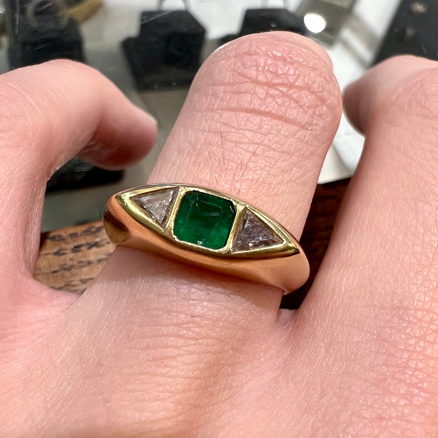 Emerald & Peach Diamond Ring | 18kt | Estate