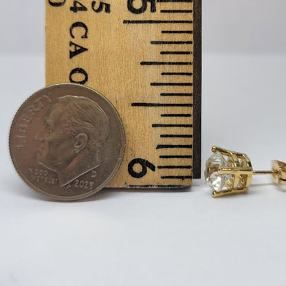 White Zircon Stud Earrings in 14kt Gold