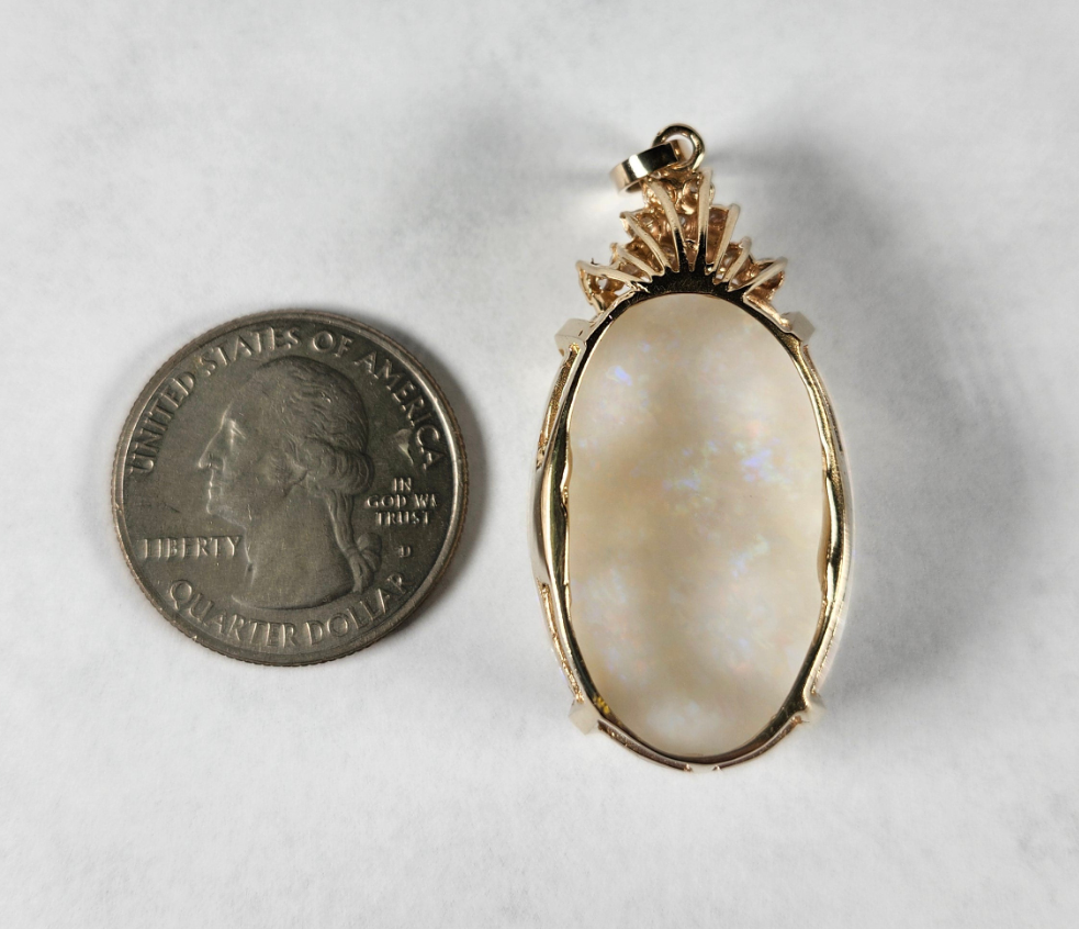 Princess Anne | Australian Coober Pedy Opal Pendant in 14kt Gold