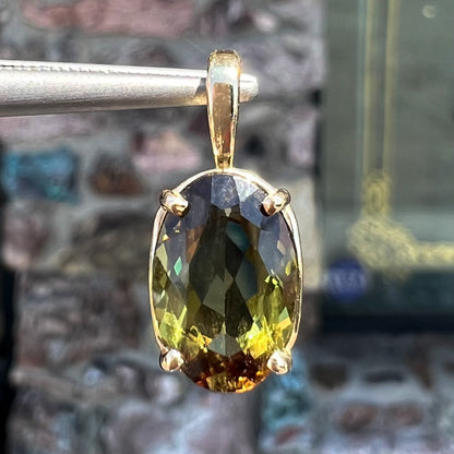 3.53ct Andalusite, Oval Cut + Make into 14kt yellow gold pendant