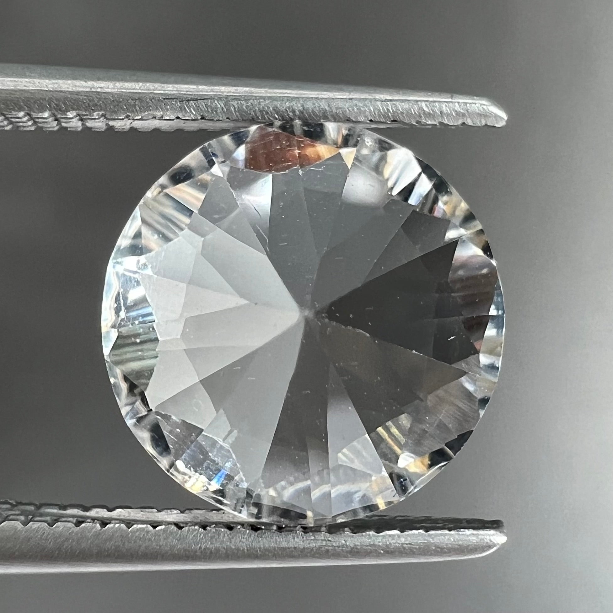 Modified round brilliant cut clearance