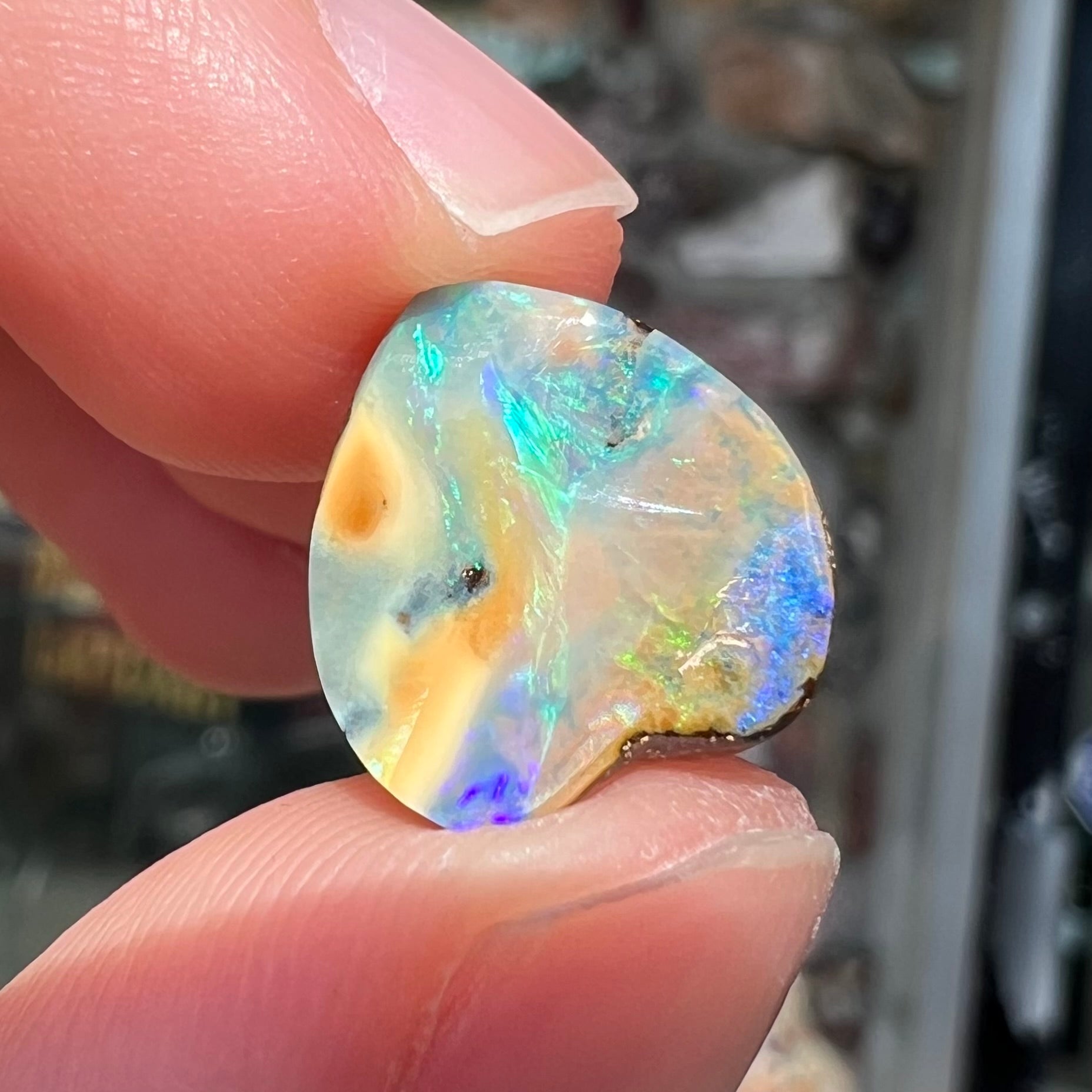 Boulder opal price per carat hotsell