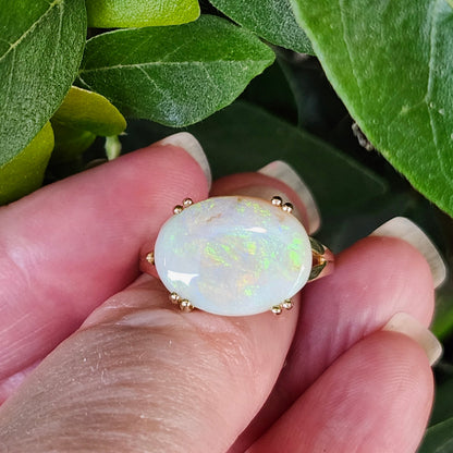 Gwen | Ladies' Split Prong Oval Opal Ring | 10kt Gold