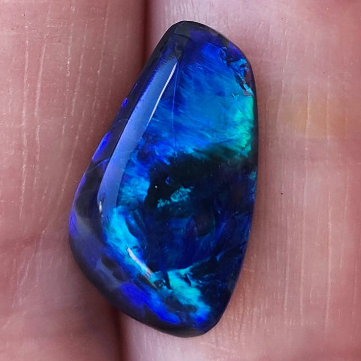 4.58 ct Lightning Ridge Black Opal | #E237