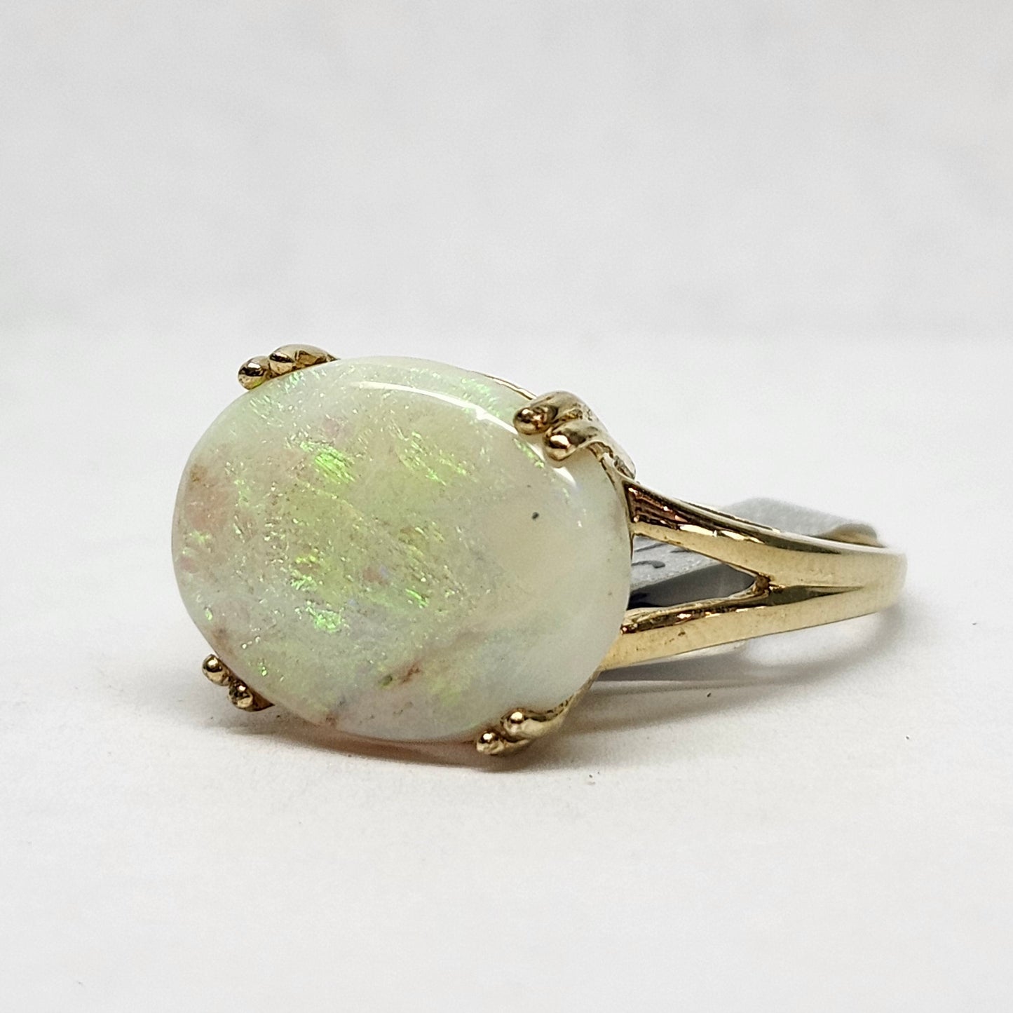 Gwen | Ladies' Split Prong Oval Opal Ring | 10kt Gold