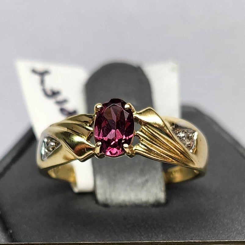 Rhodolite Garnet Ring | Estate | 10kt Yellow Gold
