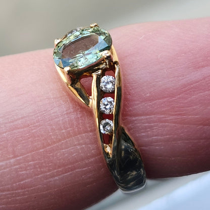 0.53ct Alexandrite & Diamond Ring | 14kt