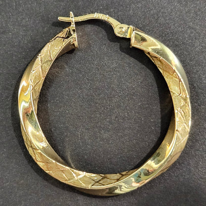 Lightweight Twisted Yellow Gold Hoop Earrings | 10kt