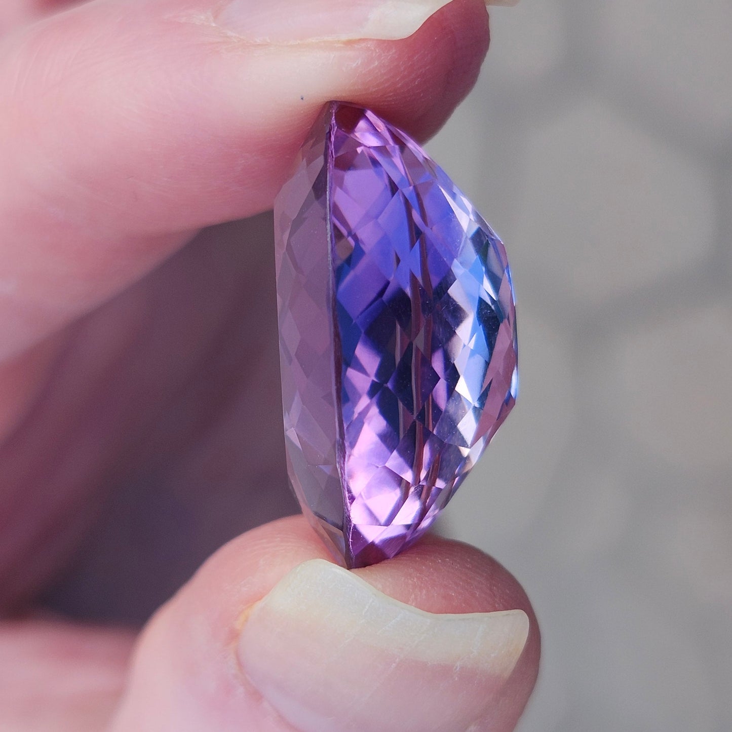 27.85ct Amethyst | Oval Cut | Rose De France Color