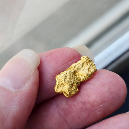 "Leava" 3.26g California Gold Nugget | 23 kt