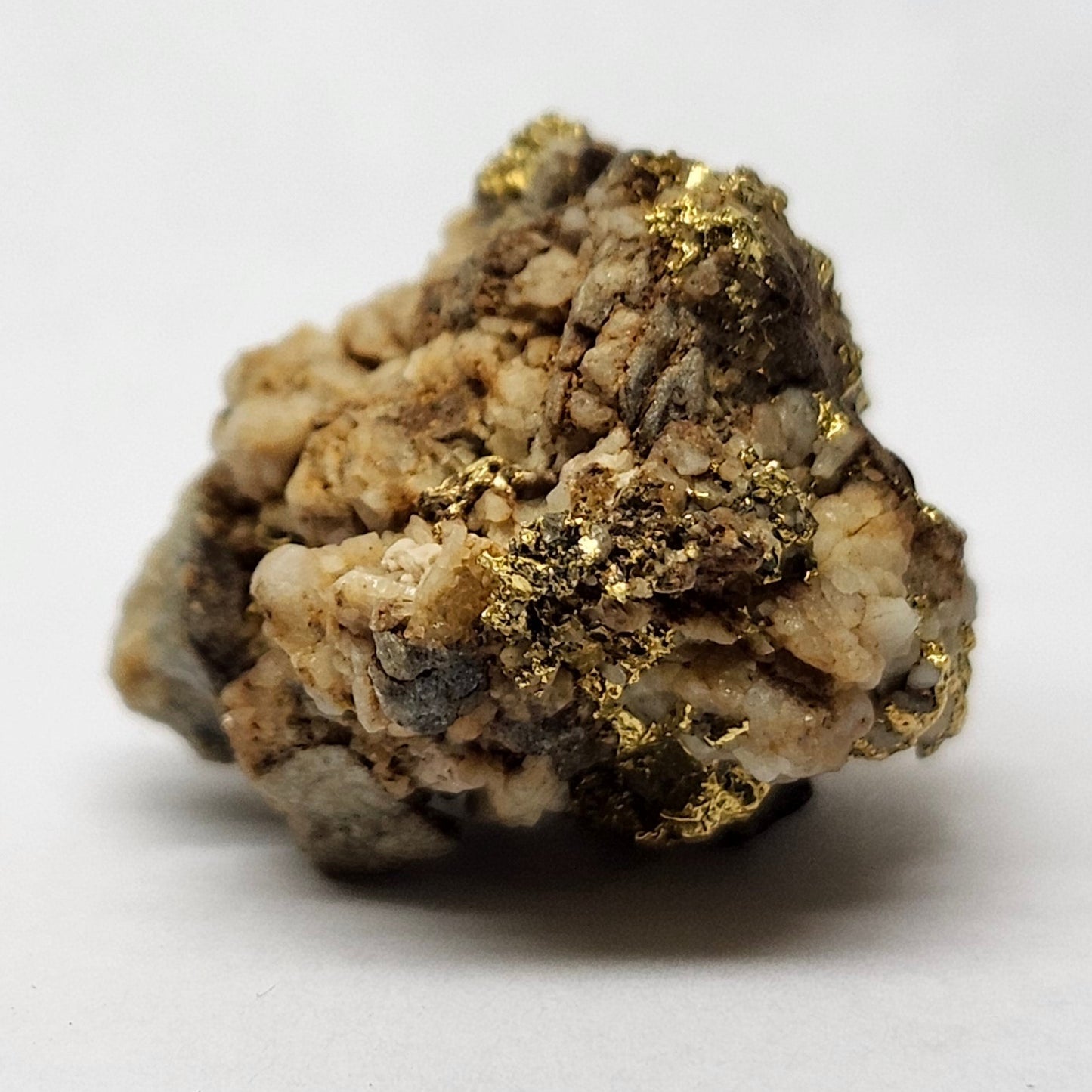 "Quarzum" | California Gold Nugget Specimen on Quartz | 11.60 grams