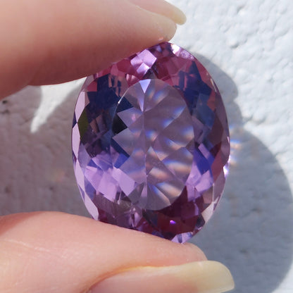 27.85ct Amethyst | Oval Cut | Rose De France Color