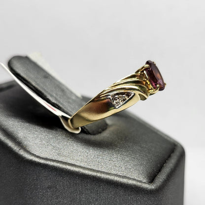 Rhodolite Garnet Ring | Estate | 10kt Yellow Gold