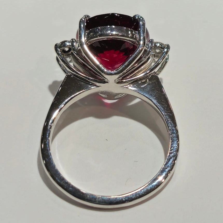 6.83ct | Rubellite Tourmaline and Diamond Ring | 18kt | White Gold