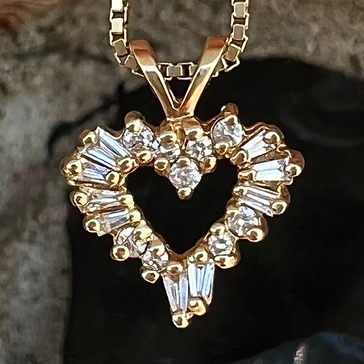 Diamond Heart Pendant | 14kt