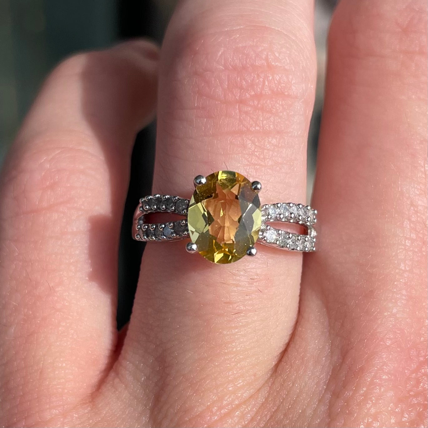 Citrine & Diamond Ring | 10kt