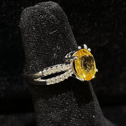 Citrine & Diamond Ring | 10kt
