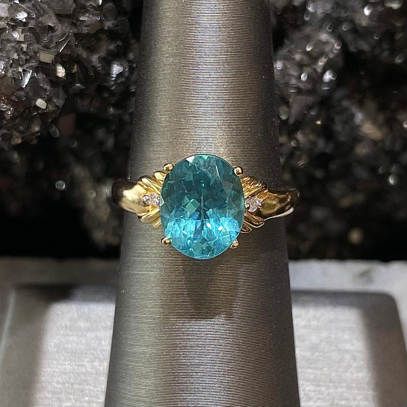 Blue Apatite & Diamond Ring | 14kt
