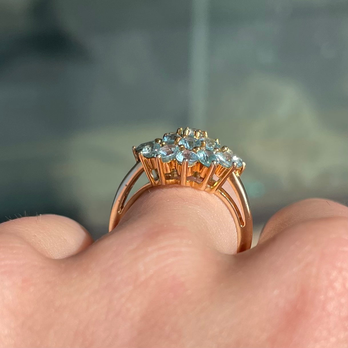 Blue Zircon Cluster Ring | 10kt