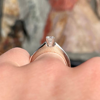 Diamond Engagement Ring | 0.33ct SI1 H | 14kt