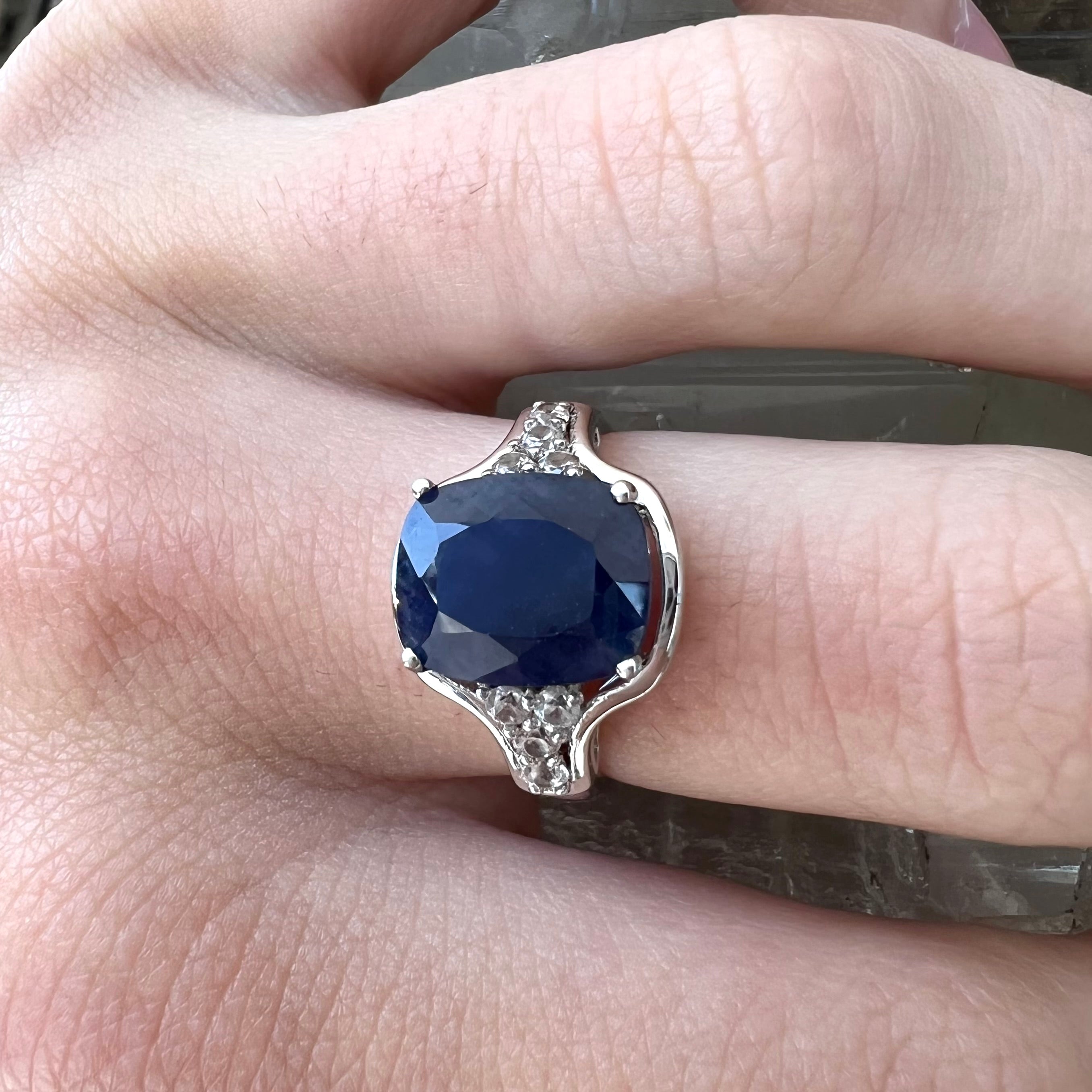 Cushion cut blue sapphire ring deals