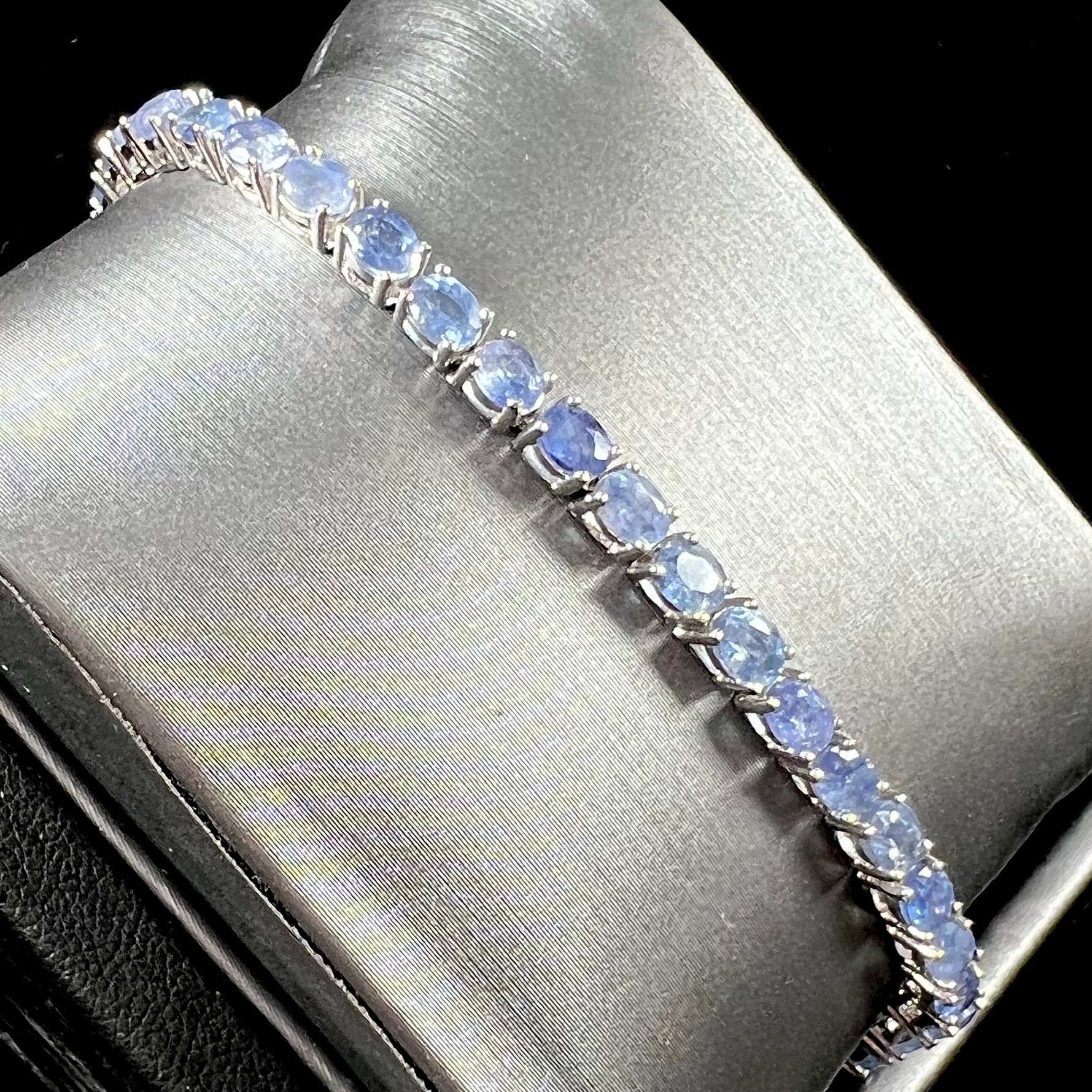1/5 ct. tw. Diamond Tennis Bracelet in Sterling Silver | Helzberg Diamonds