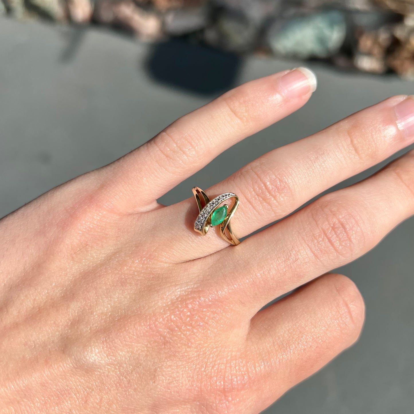 Emerald Marquise & Diamond Accent Ring | 10kt