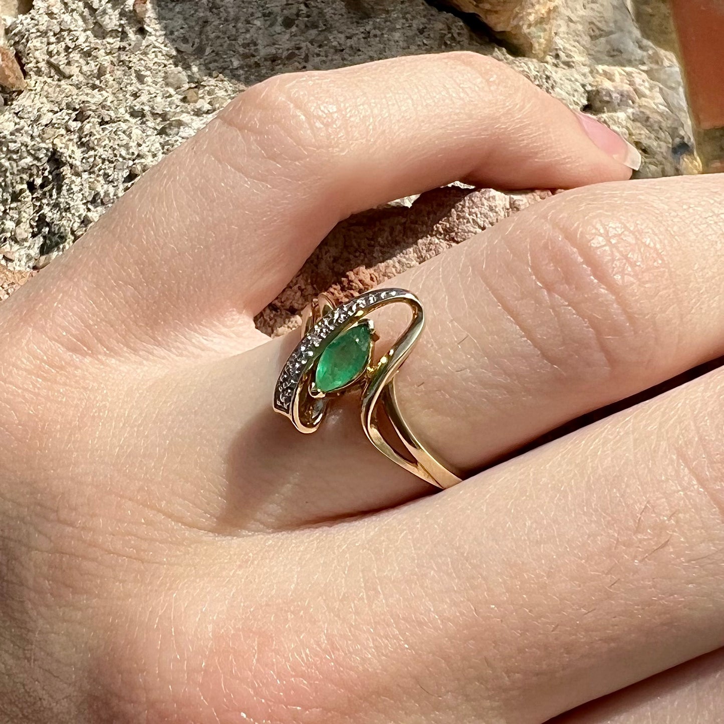 Emerald Marquise & Diamond Accent Ring | 10kt