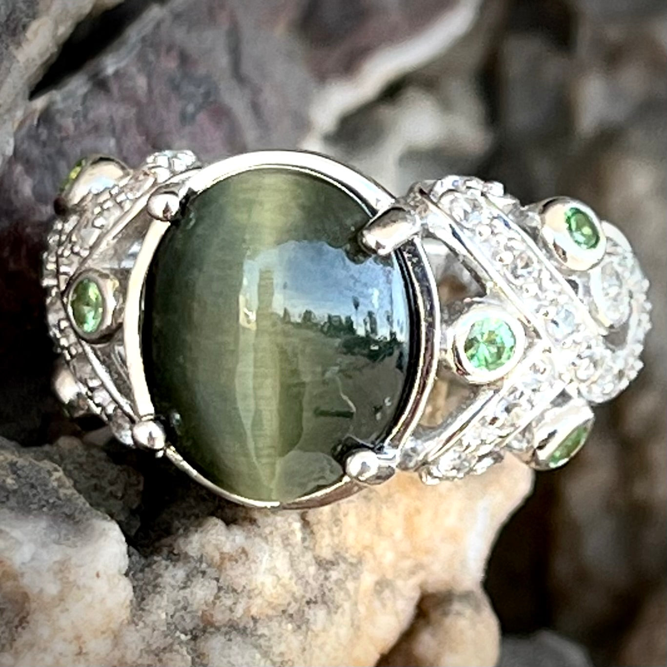 Cat's Eye Jade and Garnet Ring | Sterling Silver