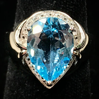 Blue Topaz Ring | Sterling Silver