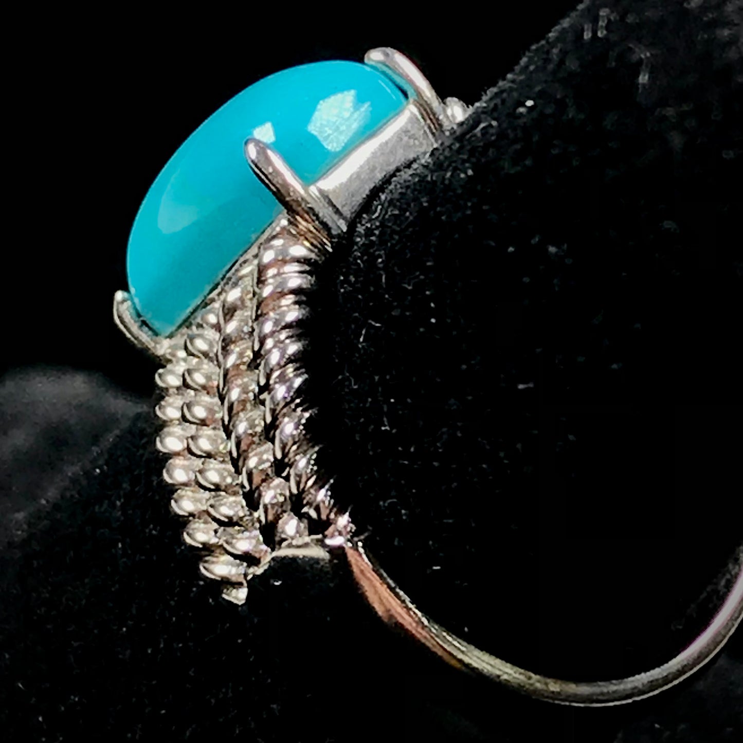 Sleeping beauty turquoise ring set in sterling silver with split shank.