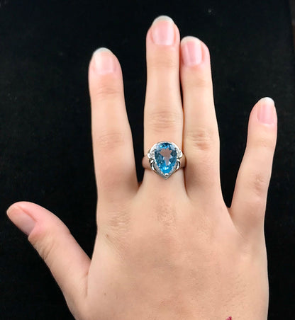 Blue Topaz Ring | Sterling Silver