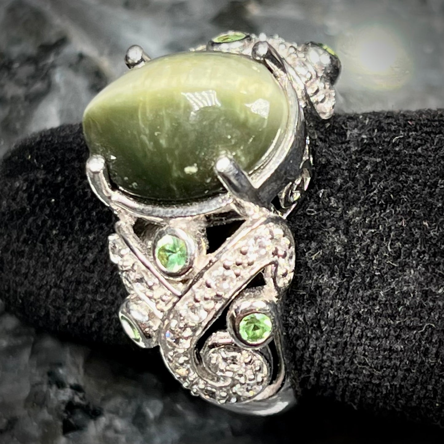 Cat's Eye Jade and Garnet Ring | Sterling Silver
