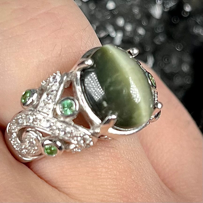 Cat's Eye Jade and Garnet Ring | Sterling Silver