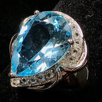 Blue Topaz Ring | Sterling Silver