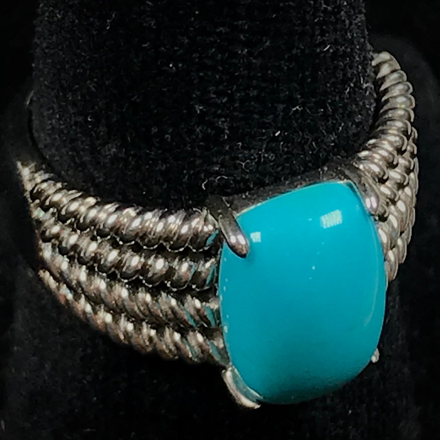 Sleeping beauty turquoise ring set in sterling silver with split shank.