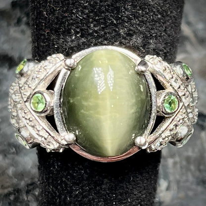 Cat's Eye Jade and Garnet Ring | Sterling Silver