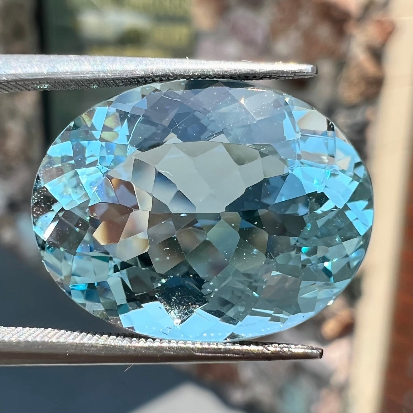 A loose, AAA grade, oval cut aquamarine stone from Brazil.