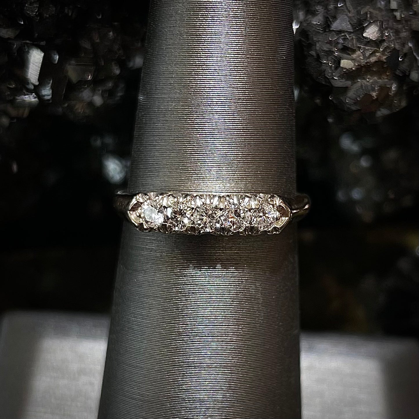 Diamond Band | 14kt | Vintage c.1940's